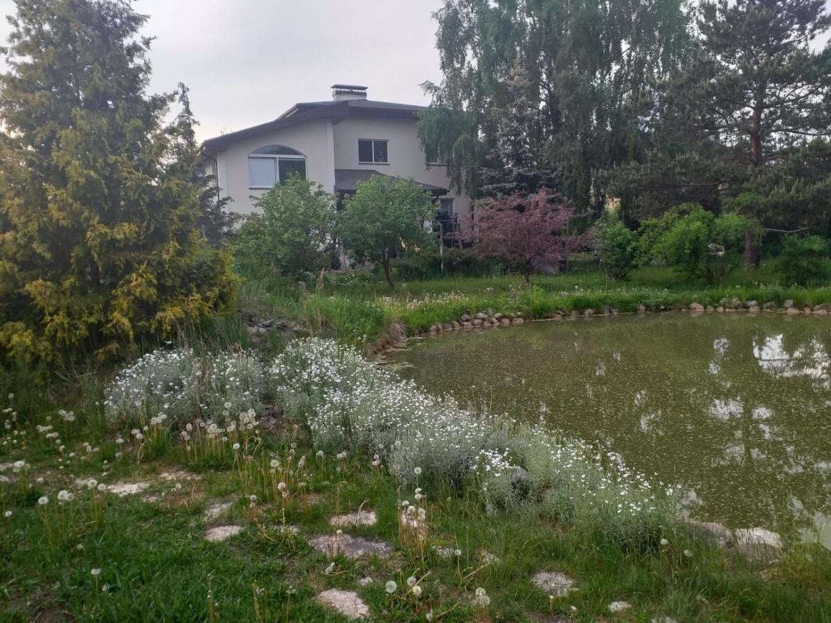 Guest House Pechersky & Sons Dreilini  ภายนอก รูปภาพ